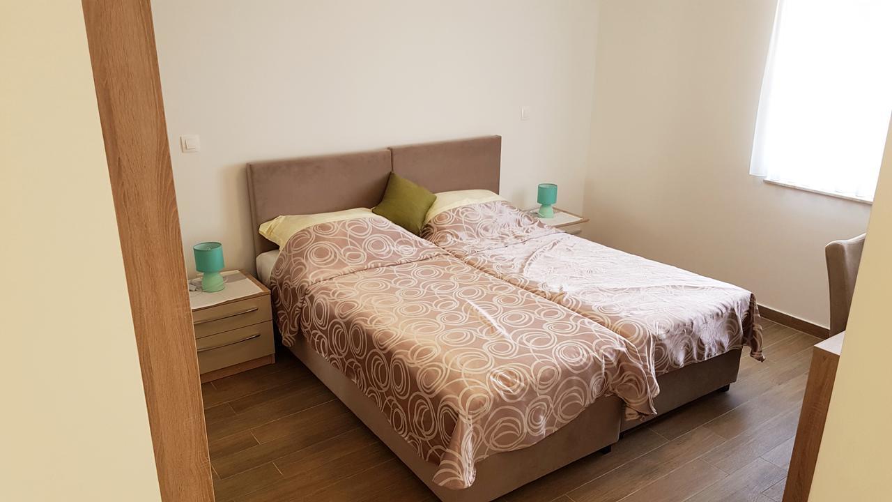 Villas Simag Banjole Exterior photo