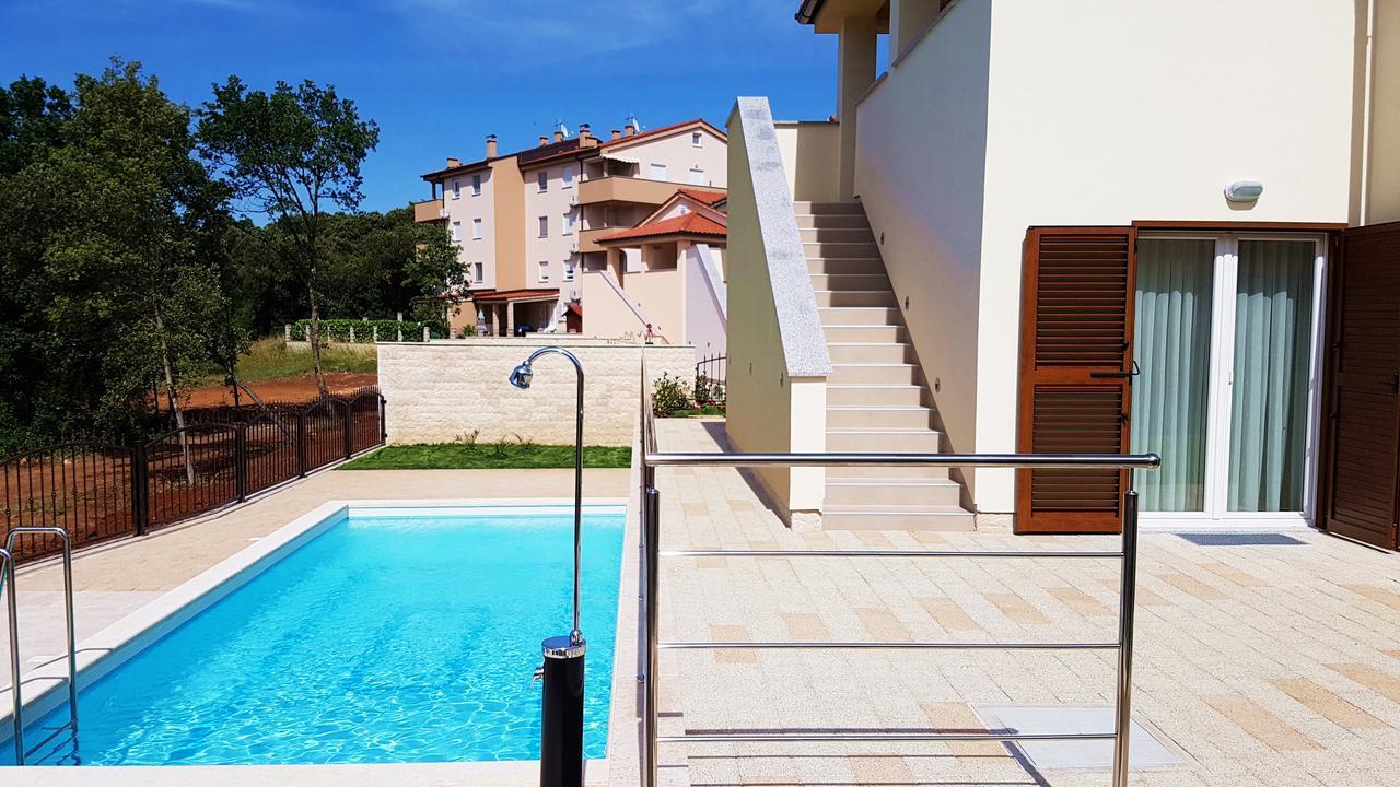 Villas Simag Banjole Exterior photo