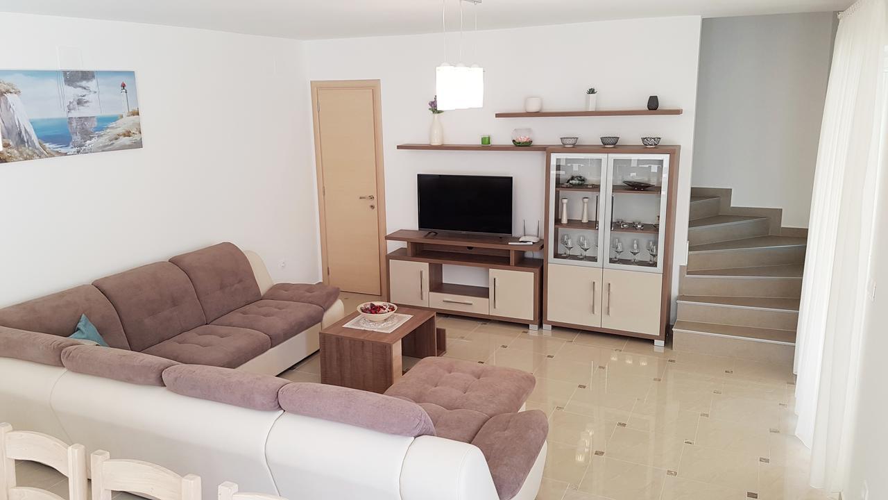 Villas Simag Banjole Exterior photo